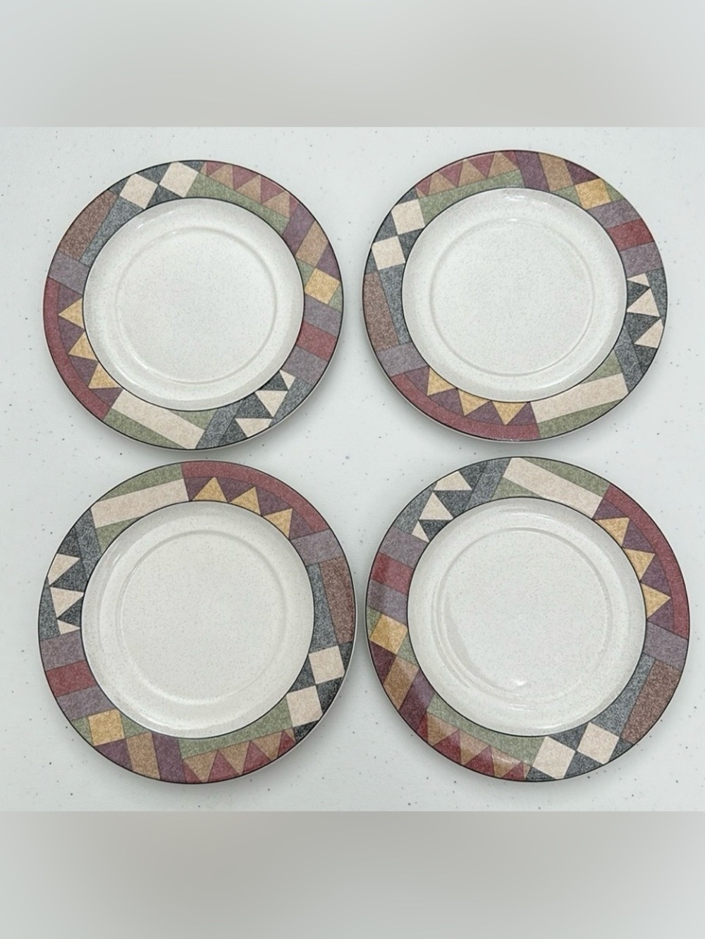 Studio Nova Palm Desert 4 Breakfast Saucers